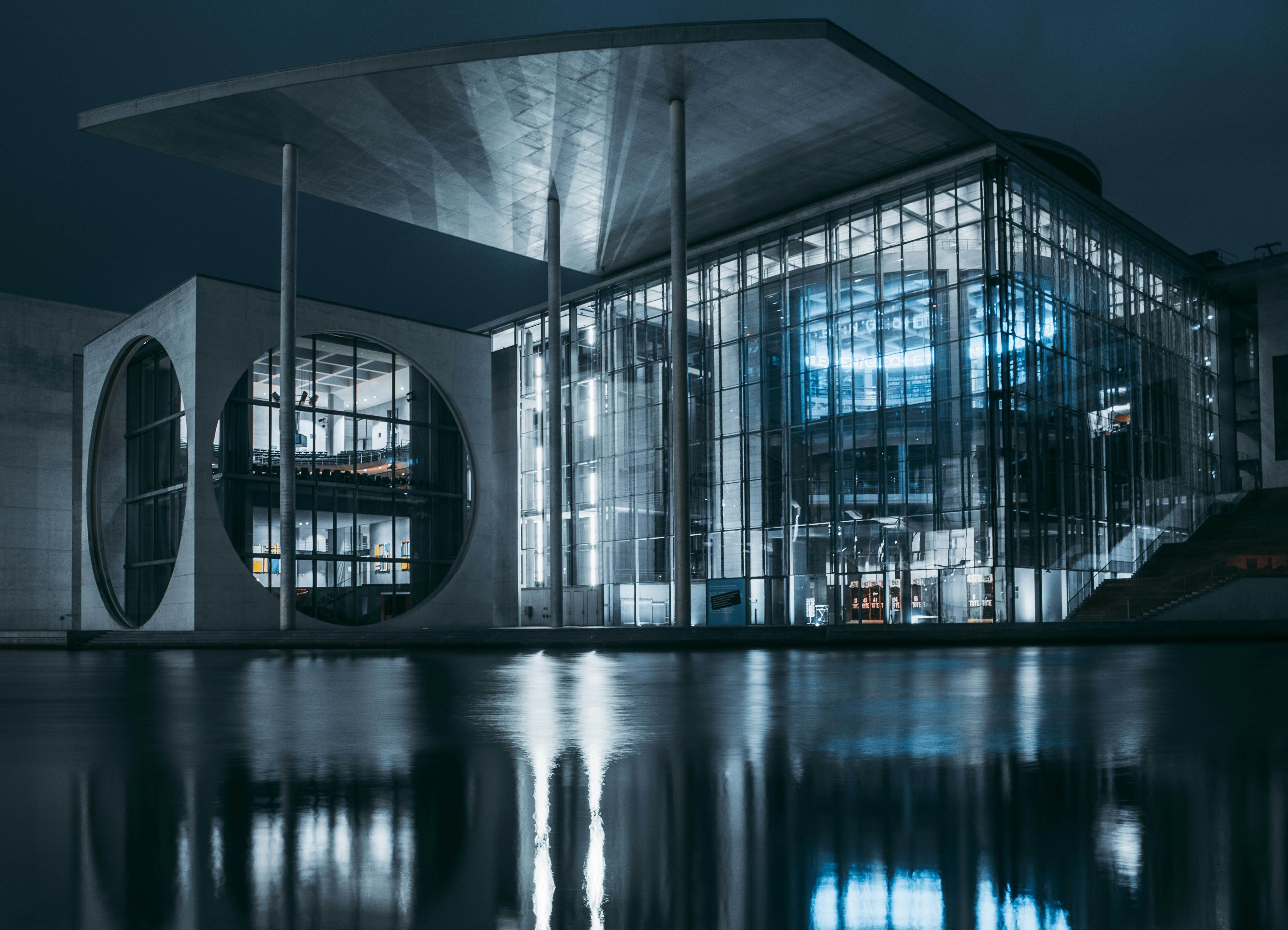 米兰milan官网-曝iQOO Z11 3月下旬发布 配9020mAh电池+165Hz屏幕